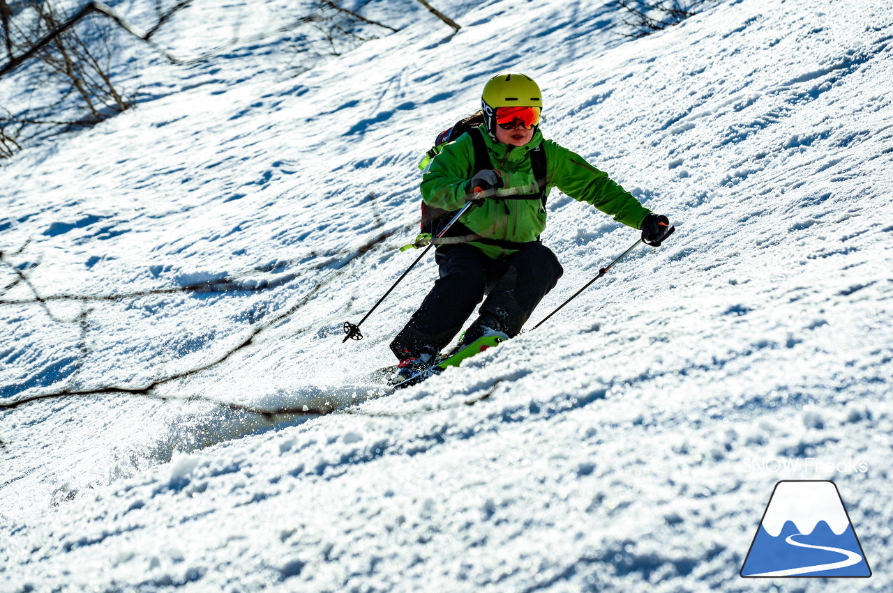 ニセコグラン・ヒラフ DYNASTAR SKI TEST RIDE DAYS Photo Session!!最高の天気に恵まれたニセコに、最高の仲間たちが集まりました☆